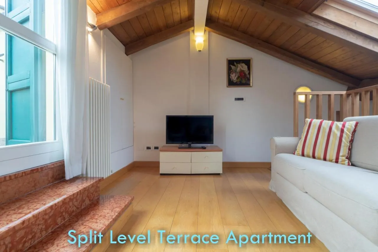 Santo Stefano Apartments - BolognaRooms 0*, Bologna