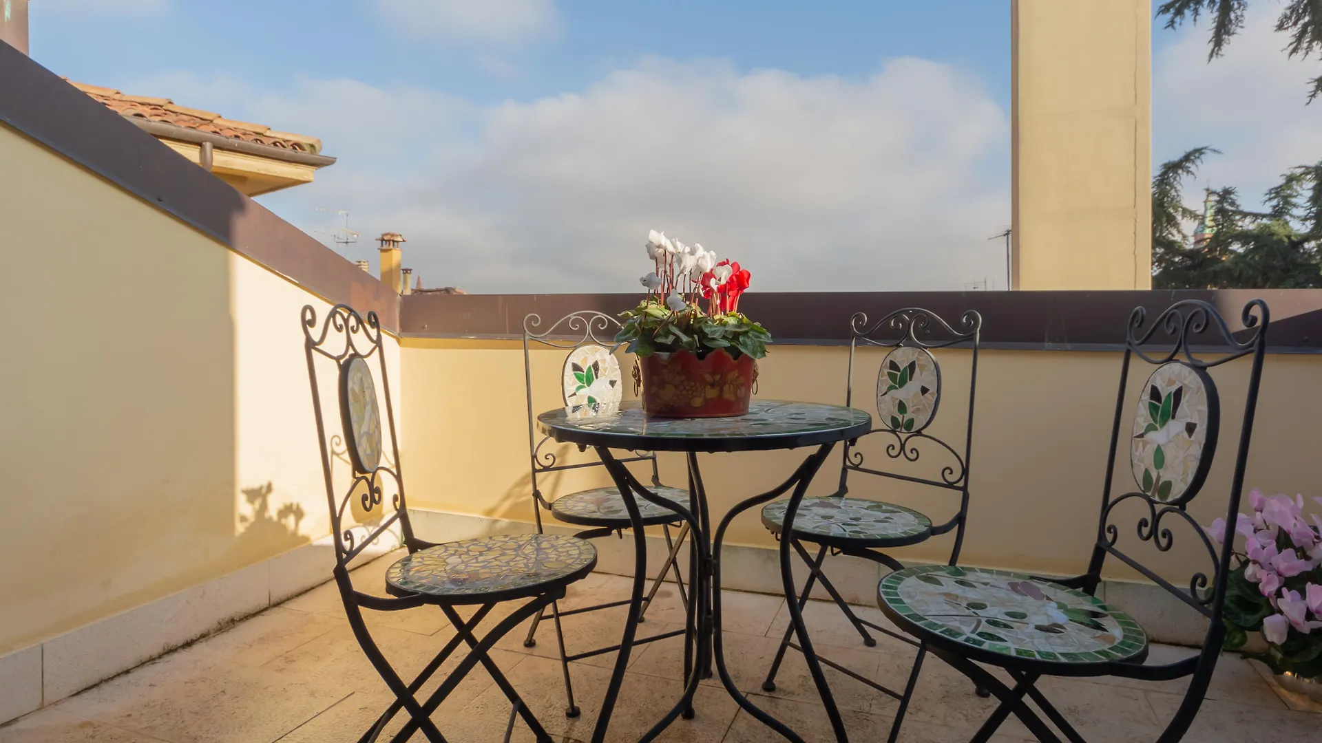 Santo Stefano Apartments - BolognaRooms