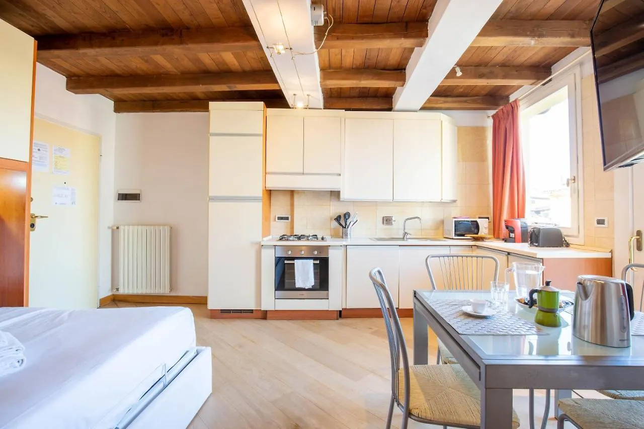Santo Stefano Apartments - BolognaRooms  Bologna